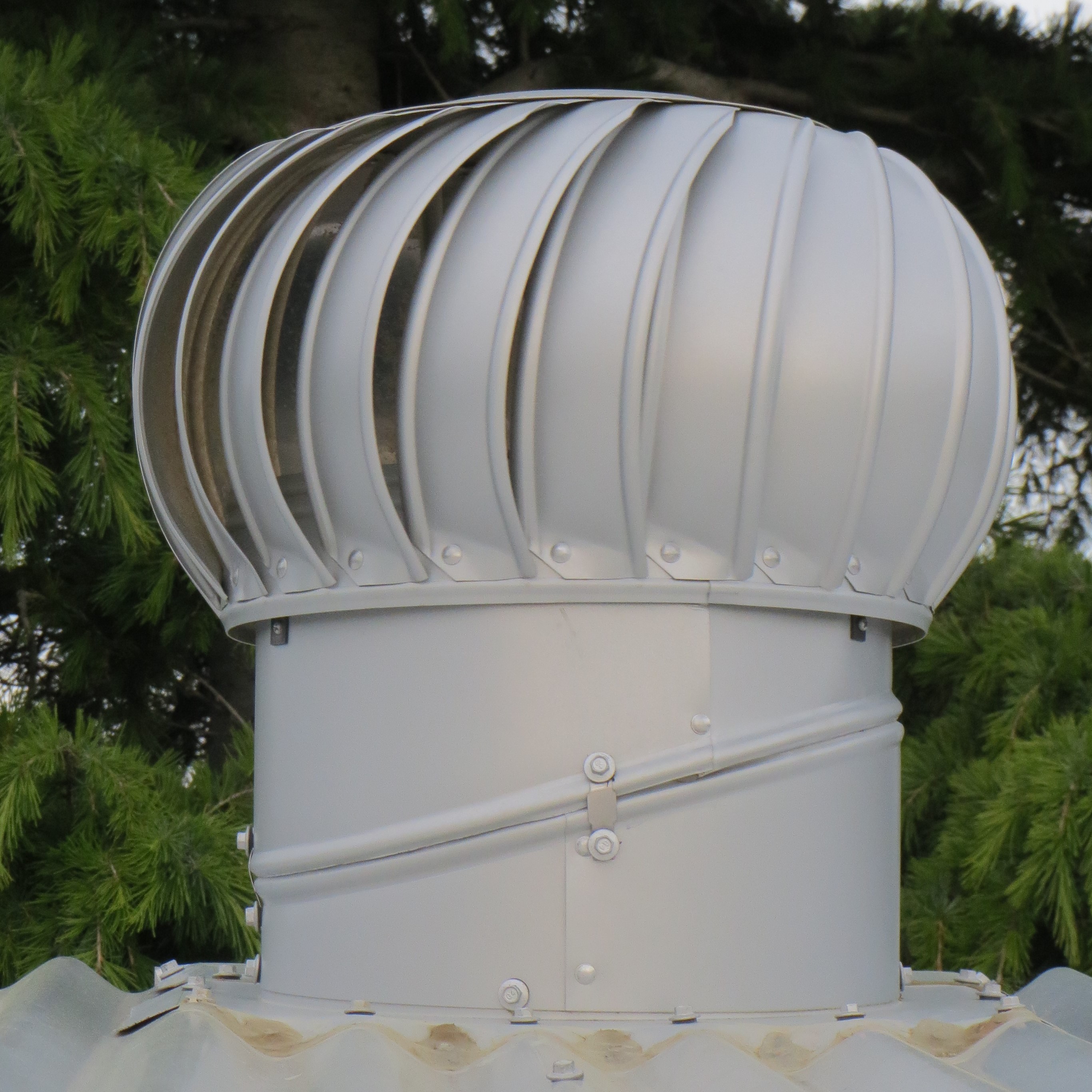 Ventiladores movidos a vento turbina giratória